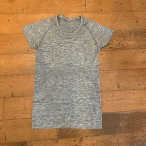 Swiftly Tech Short Sleeve Short